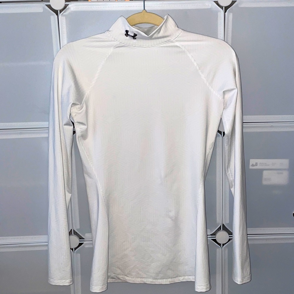 Under Armour fitted cold gear